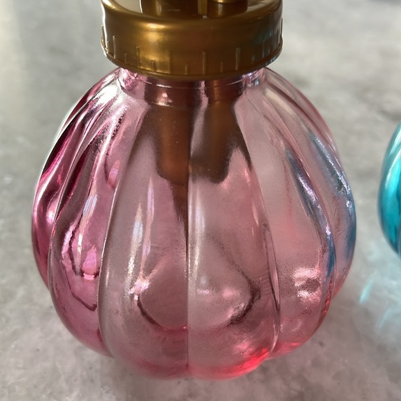 2 Glass Plant Water Sprayers Pink and Blue - Picture 2 of 8